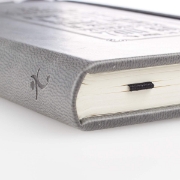 Imagen de Be Strong Hardcover Faux Leather Notebook with Elastic Closure - Joshua 1:9